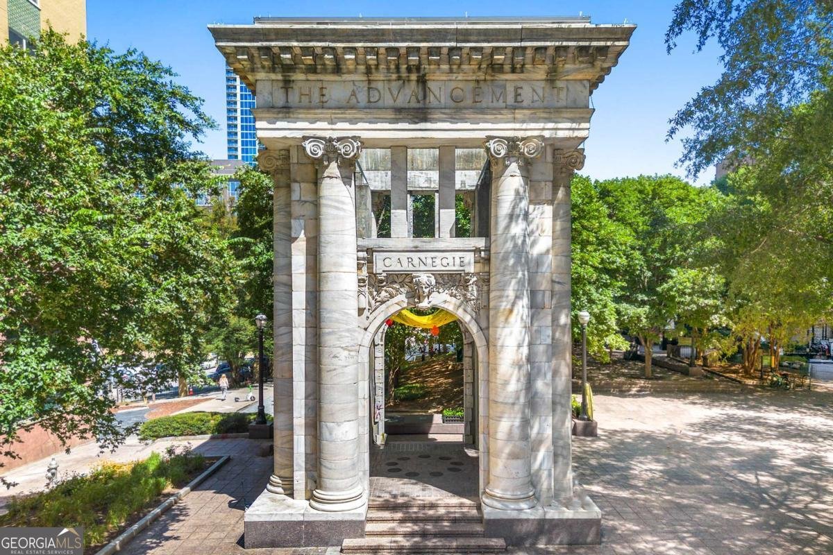 300 Peachtree Street Atlanta - 20