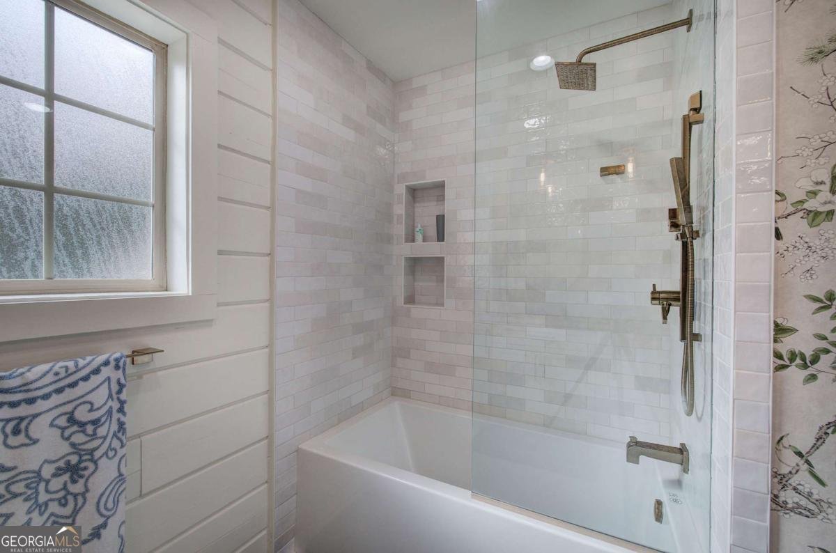 566 Old Grade Road Resaca - 24