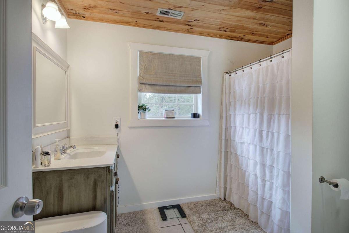 566 Old Grade Road Resaca - 34