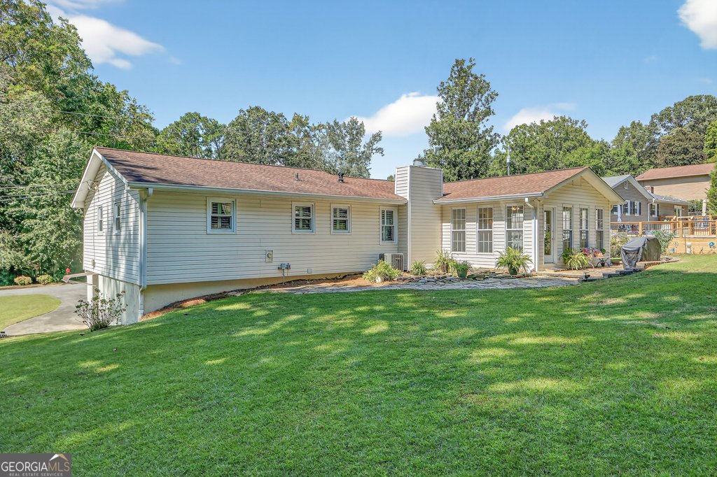 6884 Sky Lane Drive Acworth - 27