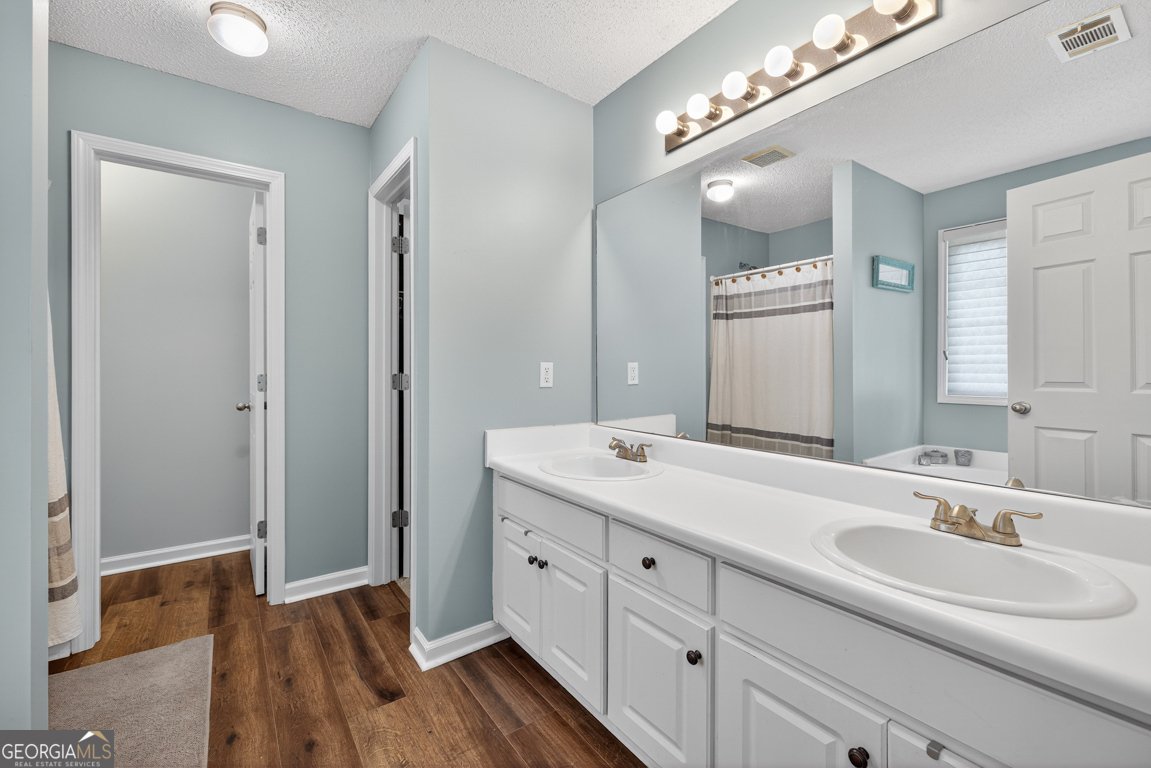 1143 Bradford Park Drive Auburn - 5