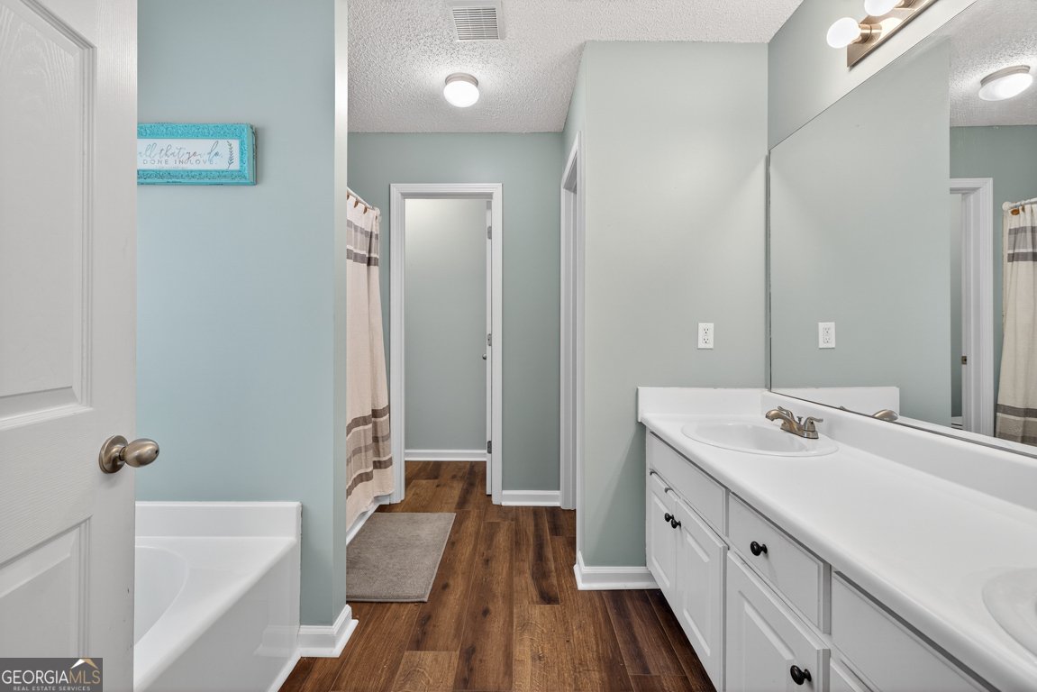 1143 Bradford Park Drive Auburn - 6