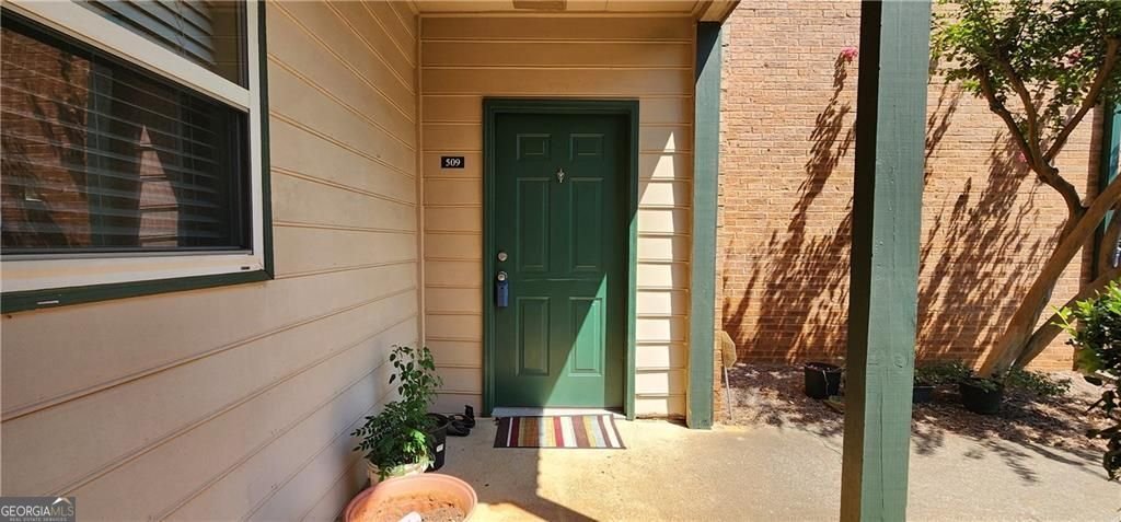 509 Bedfort Drive Duluth - 1