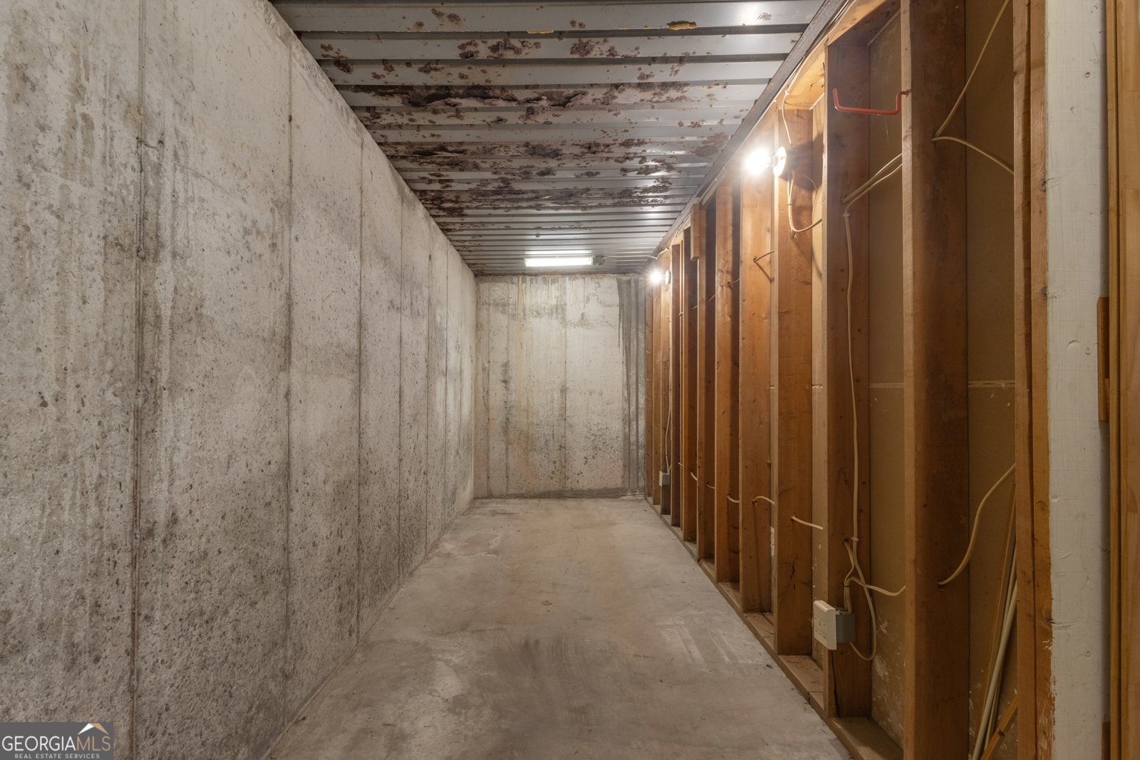 195 Mapledale Trail Sharpsburg - 56