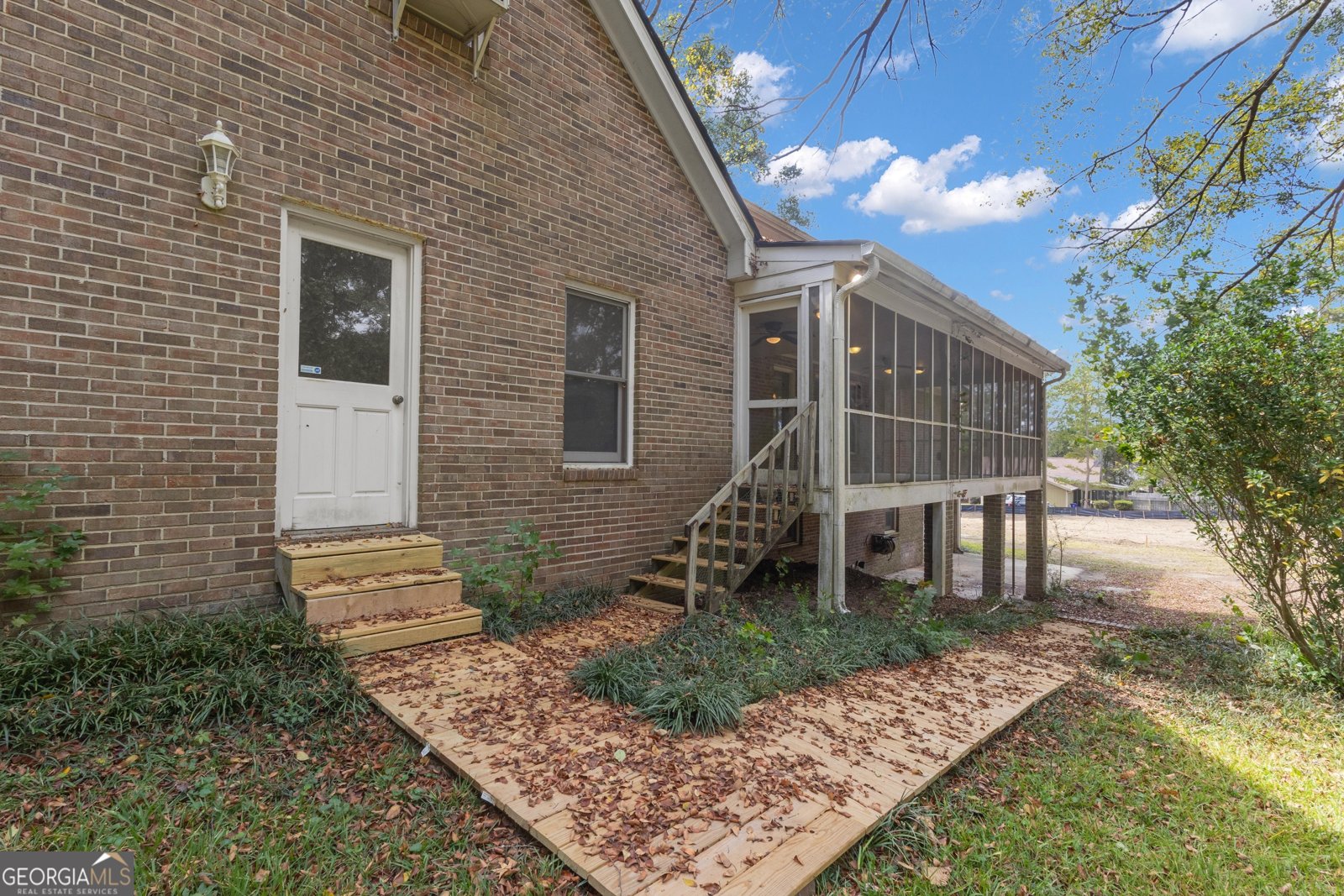 195 Mapledale Trail Sharpsburg - 57