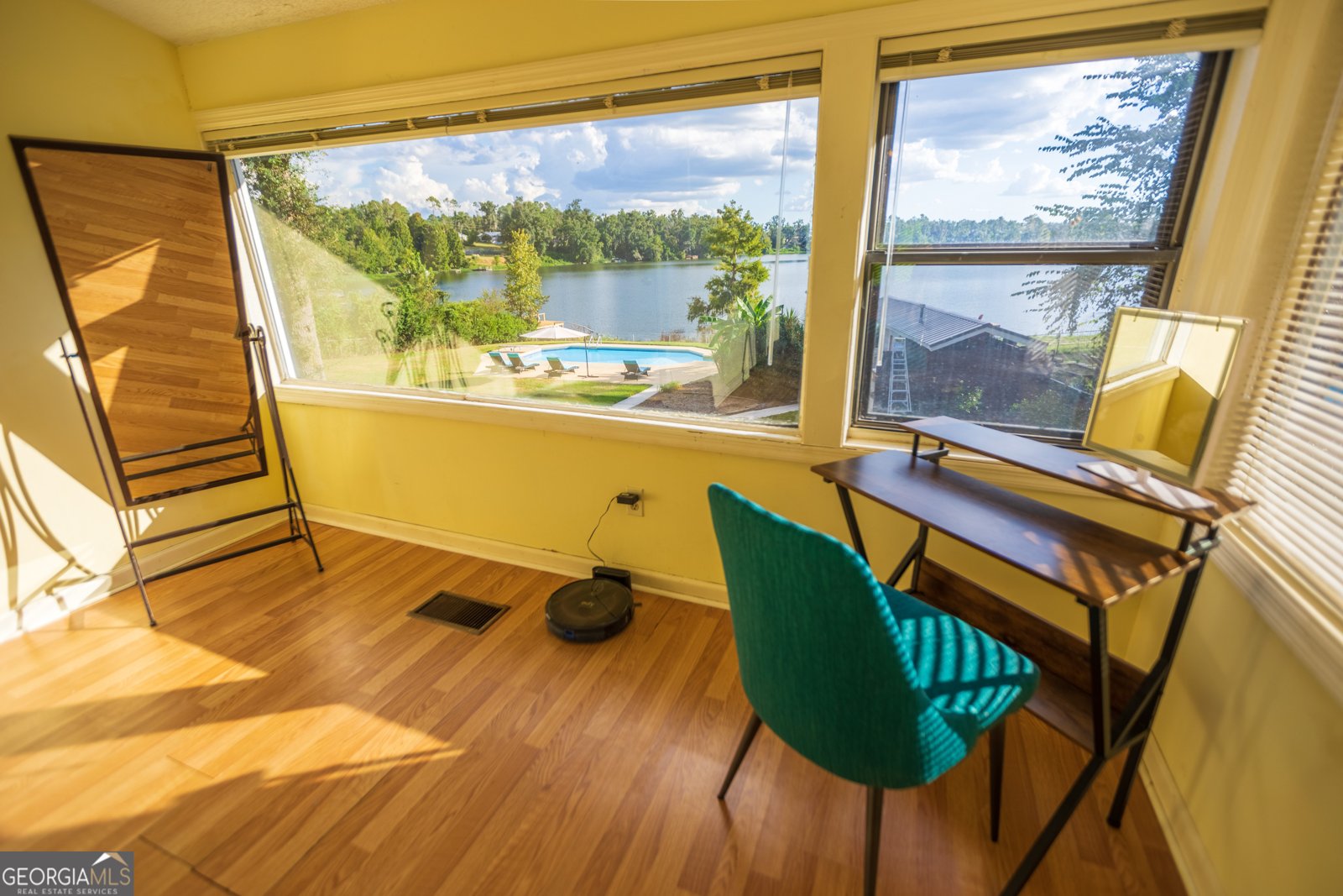 5016 Hammock Trail Lake Park - 11