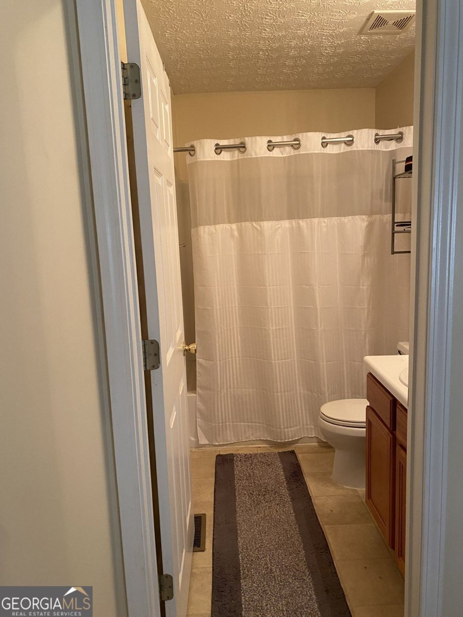 1366 Hollenbeck Lane Riverdale - 17