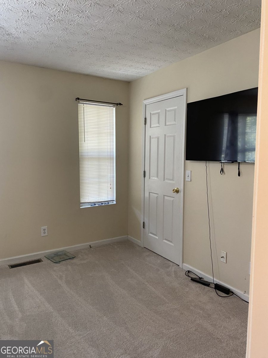 1366 Hollenbeck Lane Riverdale - 19