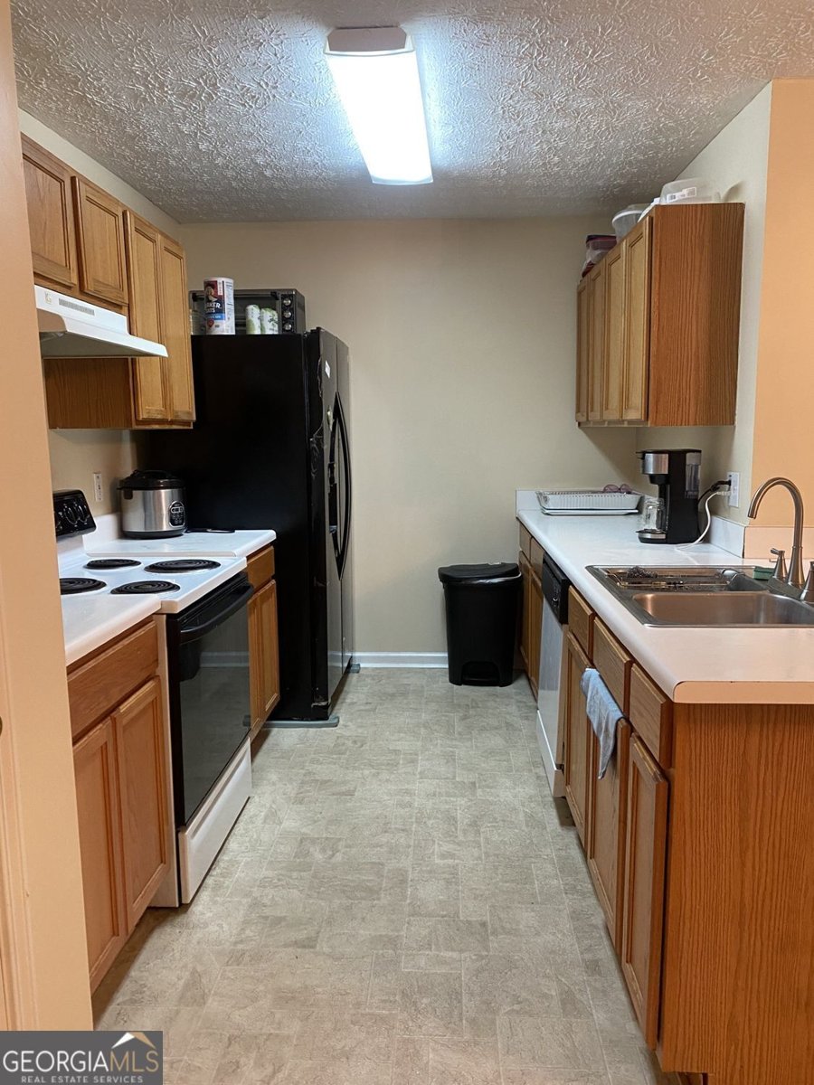 1366 Hollenbeck Lane Riverdale - 6
