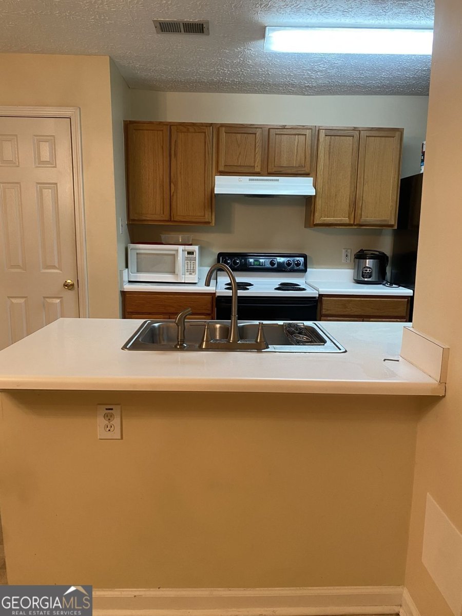 1366 Hollenbeck Lane Riverdale - 7