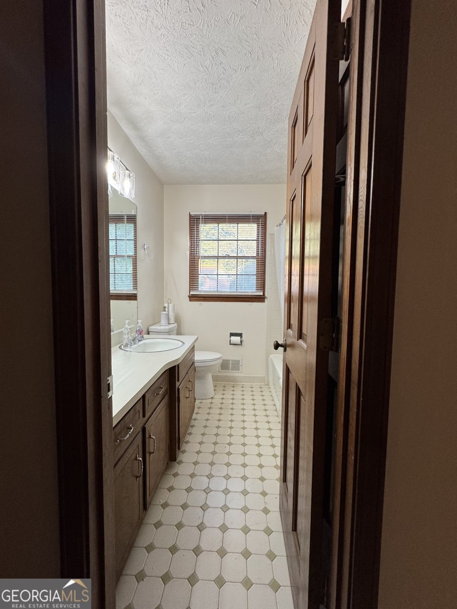 6611 Mohave Court Lithonia - 9