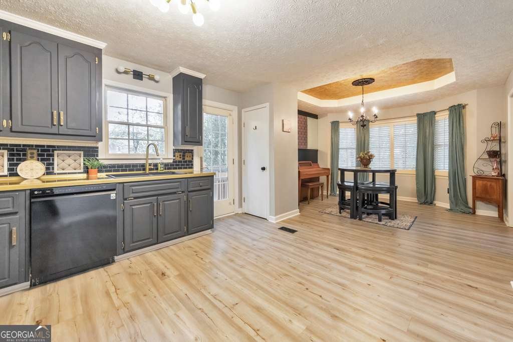 307 Queensbury Walk Acworth - 1