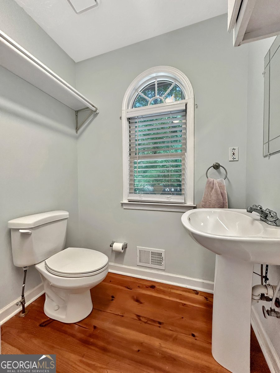 189 Lake Hampton Drive Hampton - 8