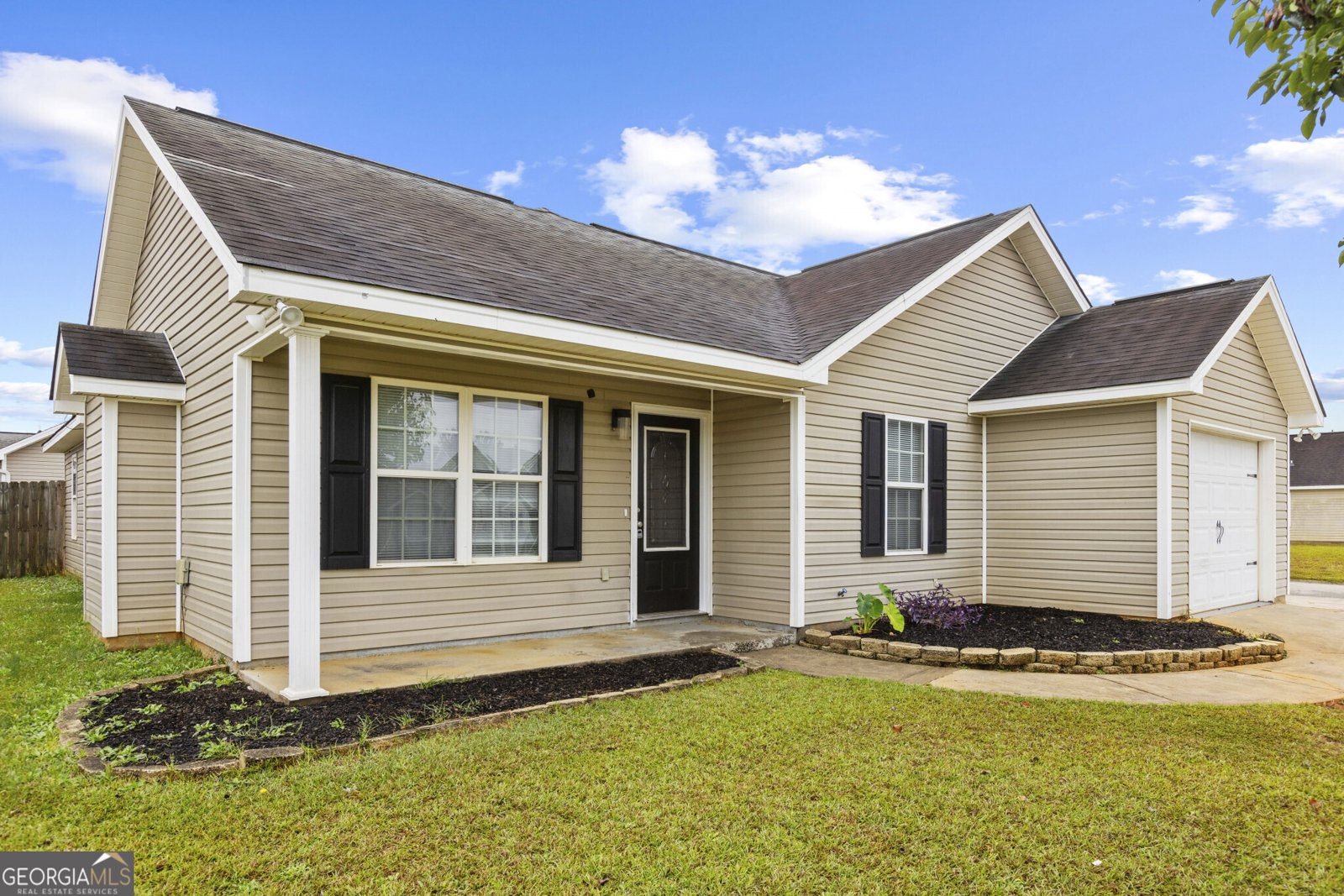 405 Grand Avenue Bonaire - 1