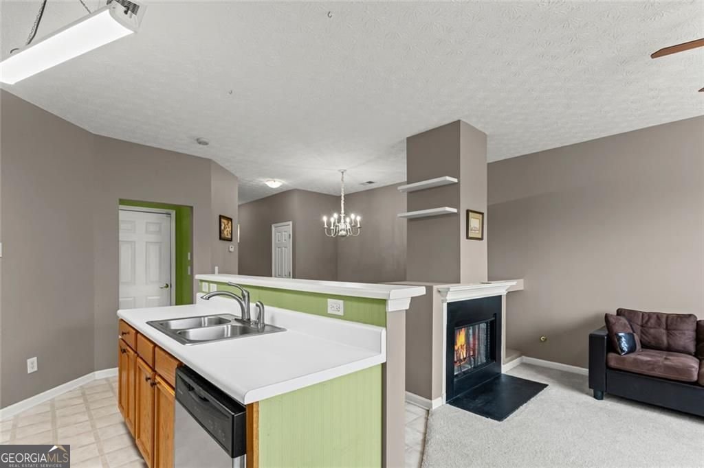 172 Oak Green Drive Lawrenceville - 9