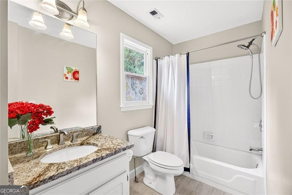 2060 Park Glenn Drive Alpharetta - 24