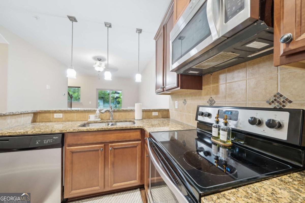 215 Semel Drive Atlanta - 8