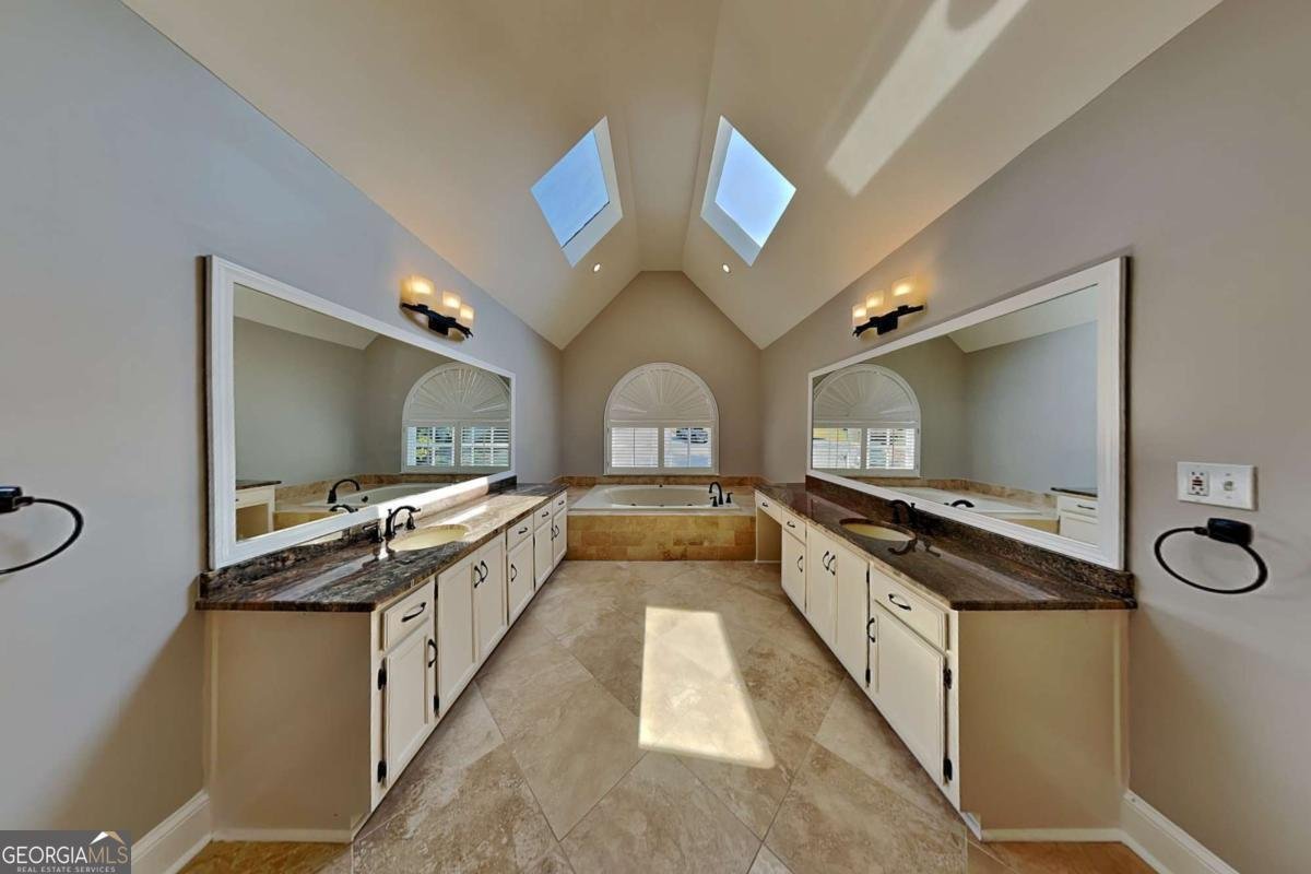 250 Shadowledge Lane Roswell - 11