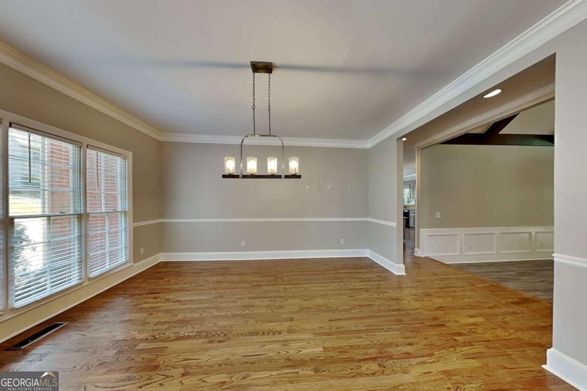 250 Shadowledge Lane Roswell - 2