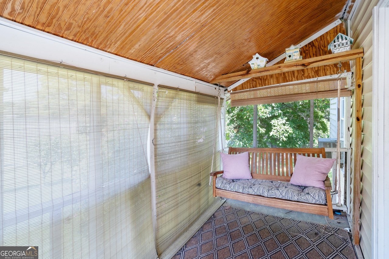 215 Wilson Street Calhoun - 10