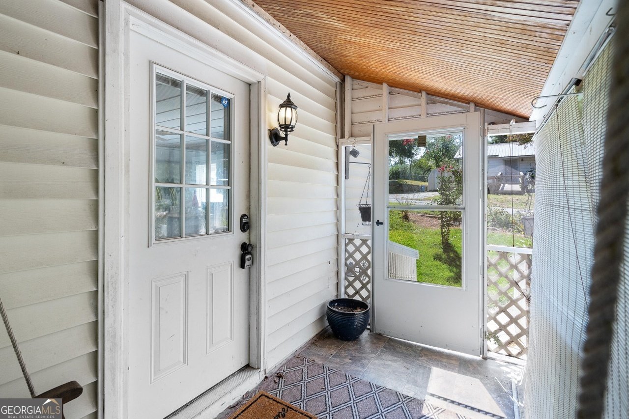 215 Wilson Street Calhoun - 11