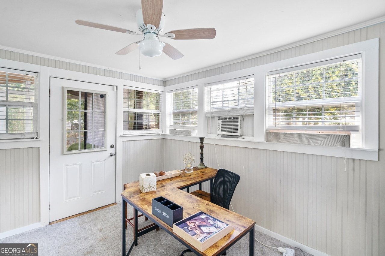 215 Wilson Street Calhoun - 24