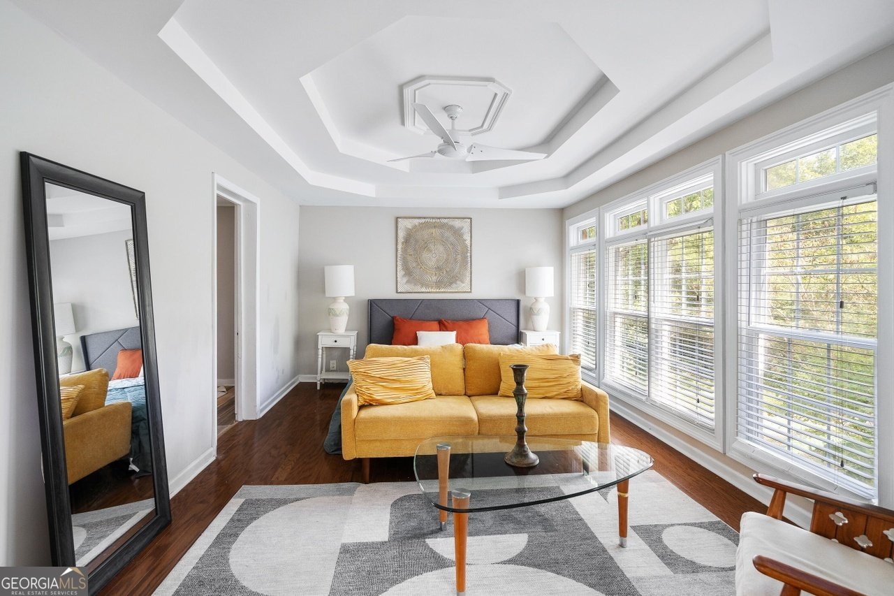 215 Wilson Street Calhoun - 28