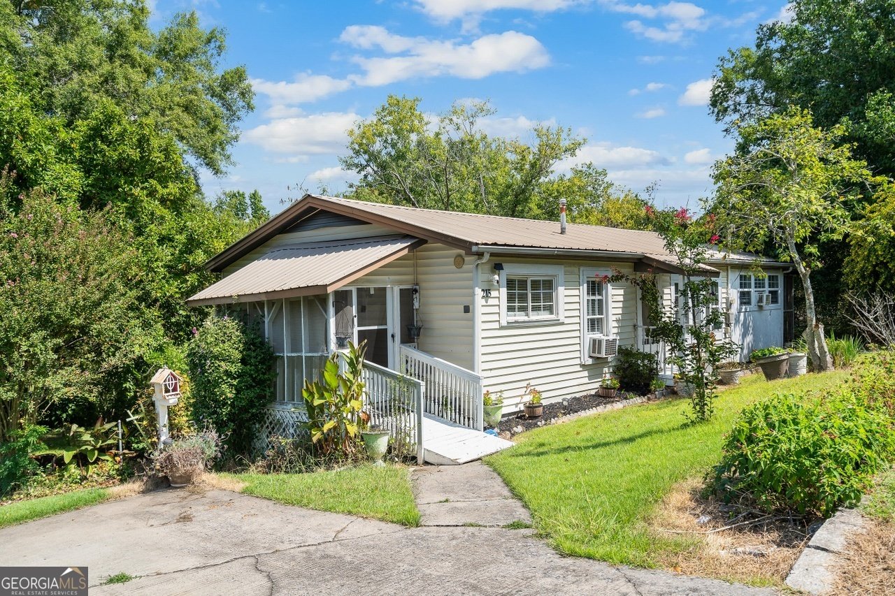 215 Wilson Street Calhoun - 4