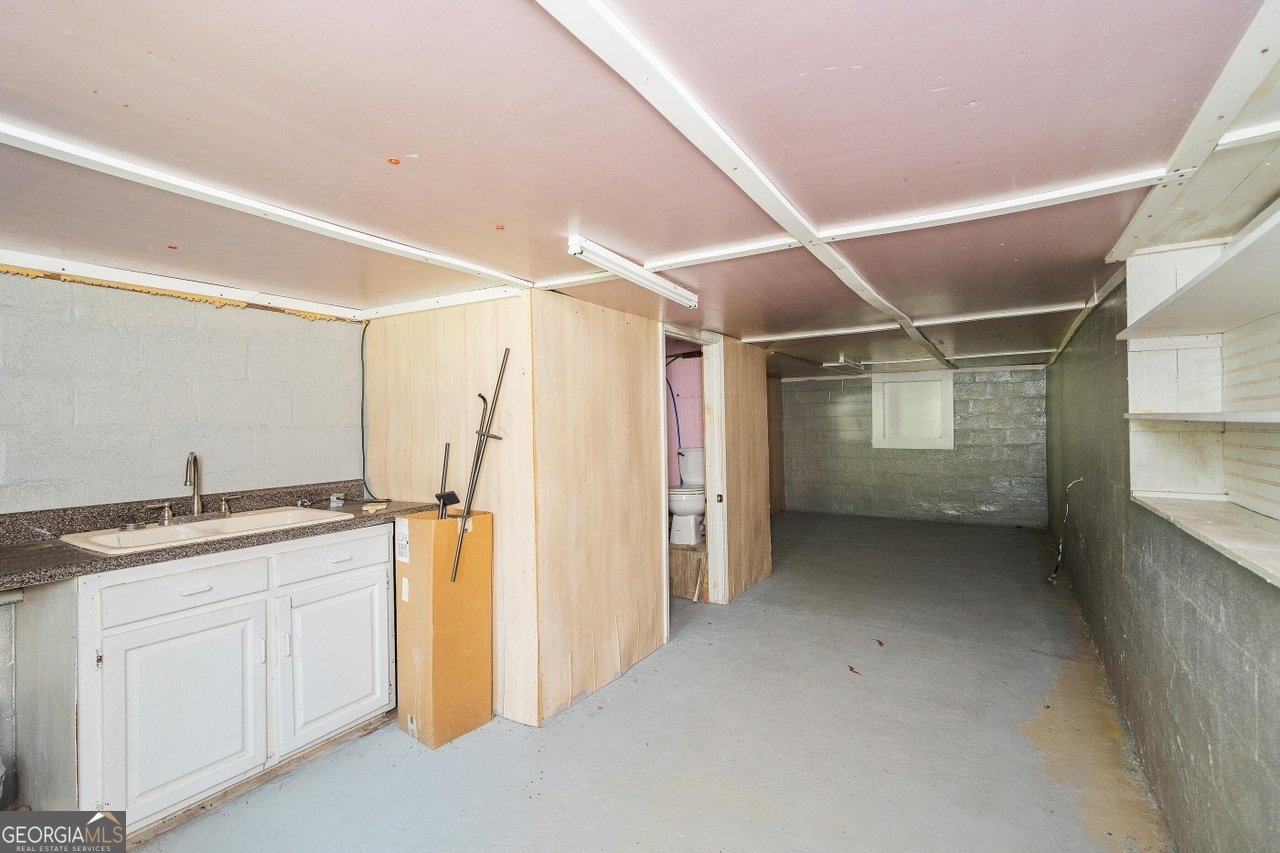 215 Wilson Street Calhoun - 45