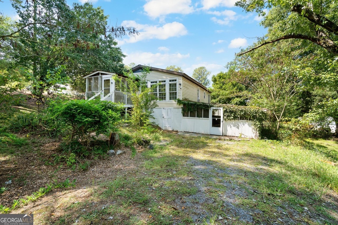 215 Wilson Street Calhoun - 48