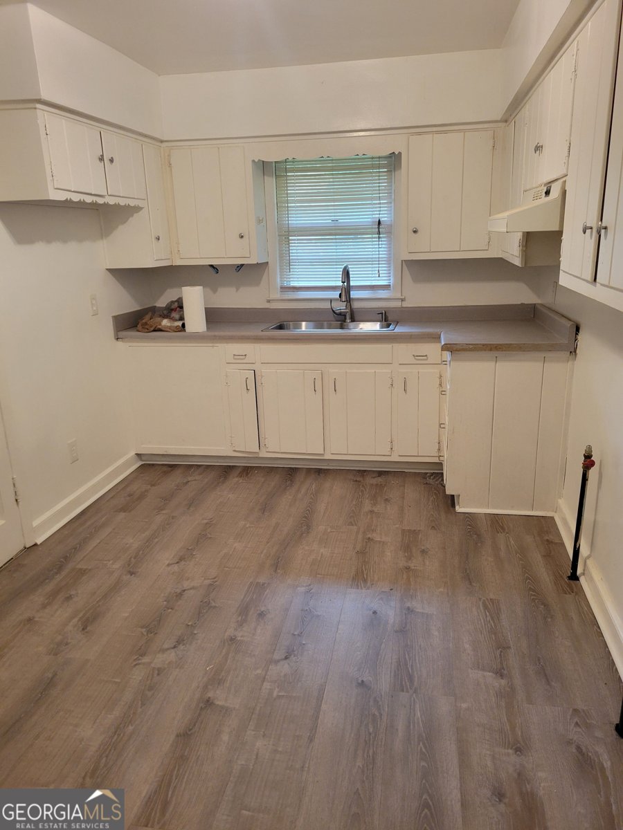 2880 Rockwood Road East Point - 4