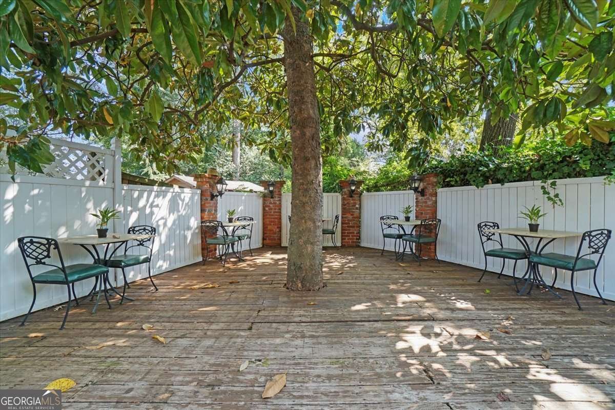 3061 Peachtree Drive Atlanta - 26