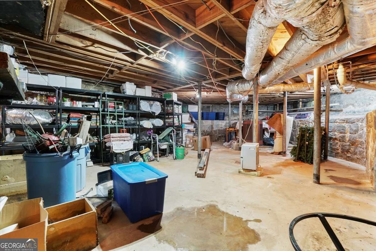 3061 Peachtree Drive Atlanta - 33