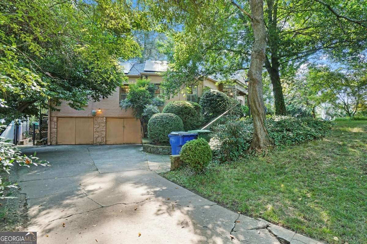 3061 Peachtree Drive Atlanta - 35