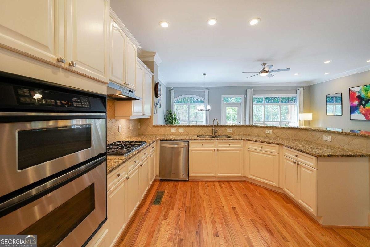 5434 Glenridge View Atlanta - 15