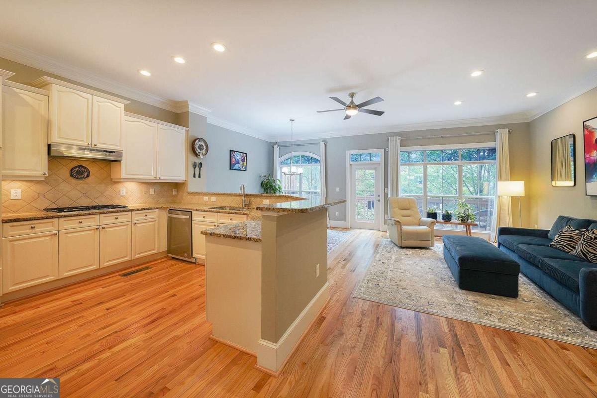 5434 Glenridge View Atlanta - 7