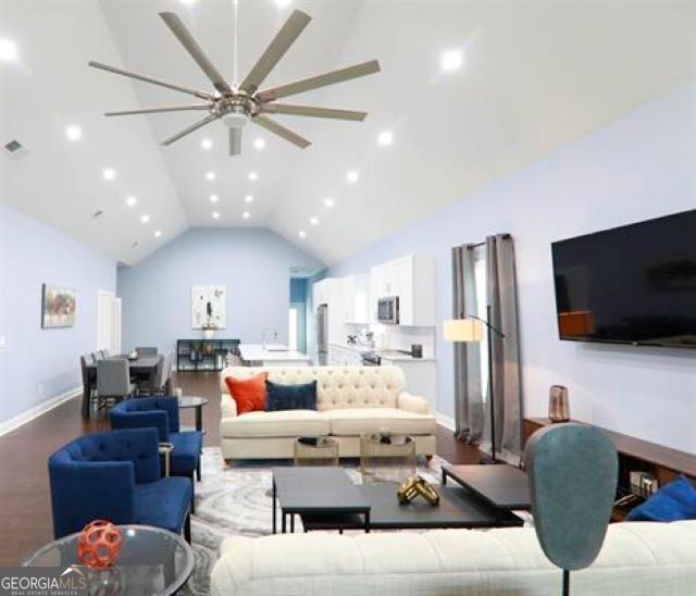 1673 Fairway Hill Drive Atlanta - 2