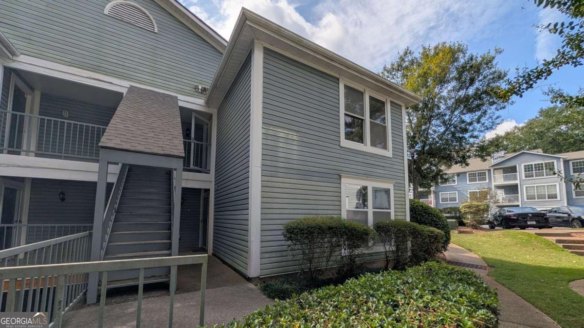 6355 Wedgeview Court Tucker - 2