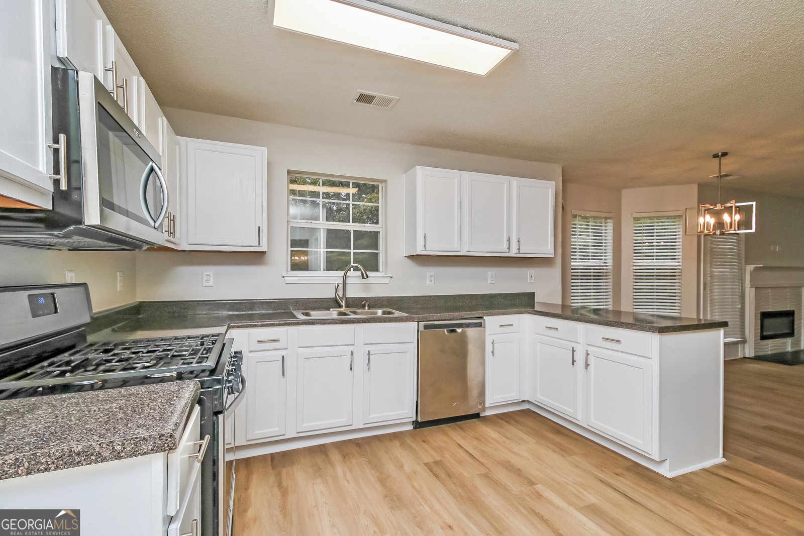 6472 Lester Lane Stone Mountain - 6