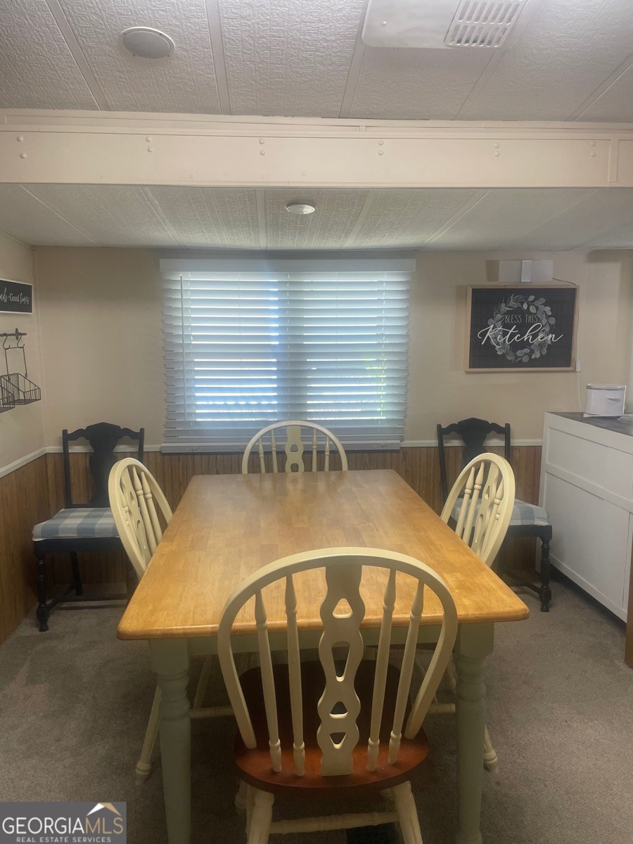 32 Yogi Bear Boulevard Cleveland - 19