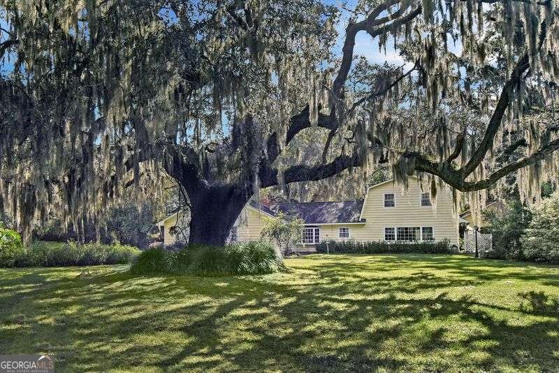 118 Mackqueen Drive Brunswick - 3