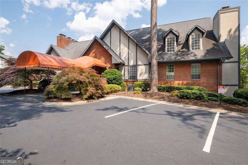 6851 Roswell Road Atlanta - 14