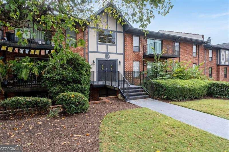 6851 Roswell Road Atlanta - 19