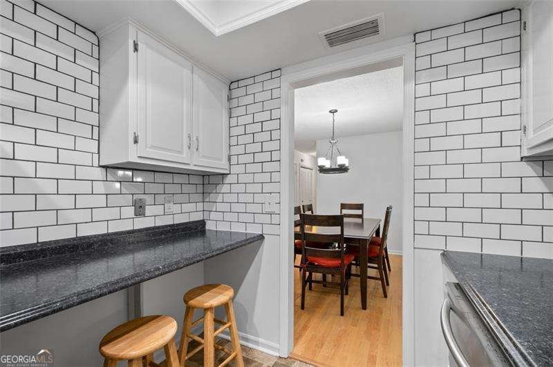 6851 Roswell Road Atlanta - 3