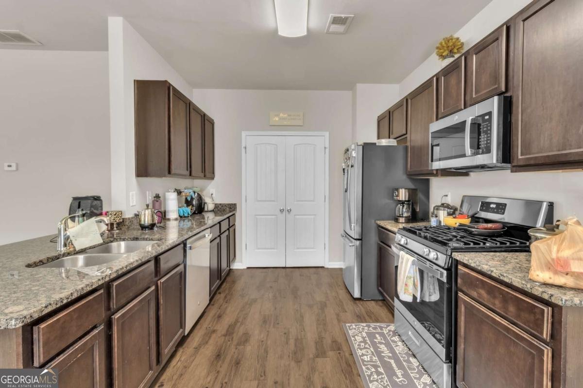 203 August West Way Lawrenceville - 44