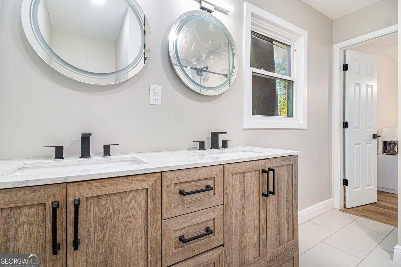 5316 The Savoy Street Atlanta - 5