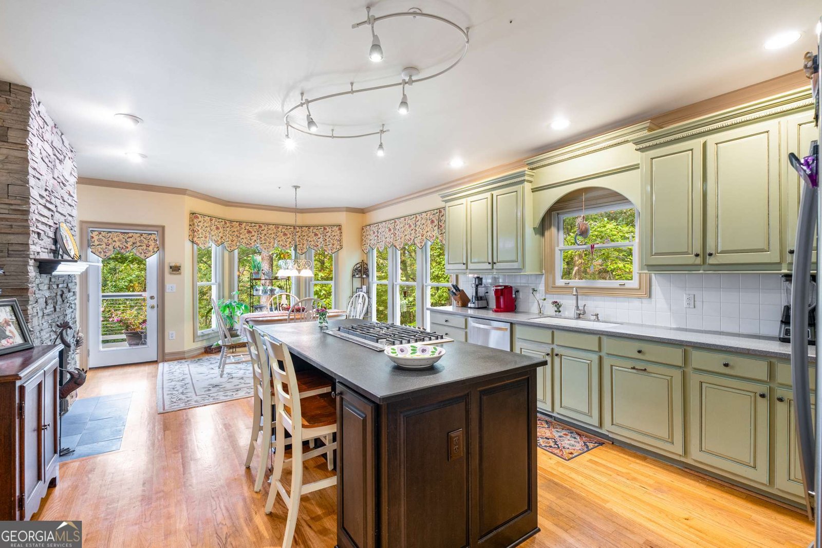 415 Cliffcove Court Roswell - 15