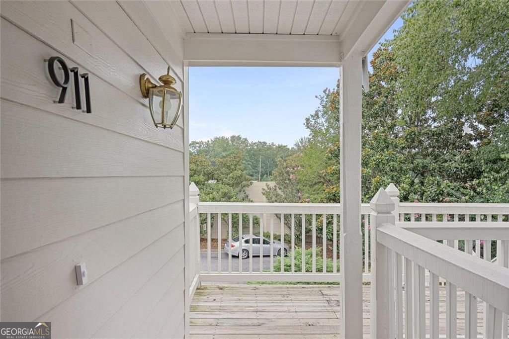 911 Hollyfax Circle Atlanta - 30