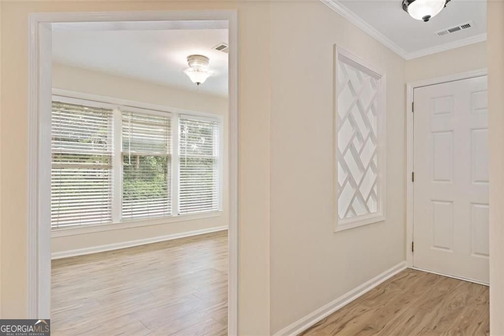 911 Hollyfax Circle Atlanta - 7