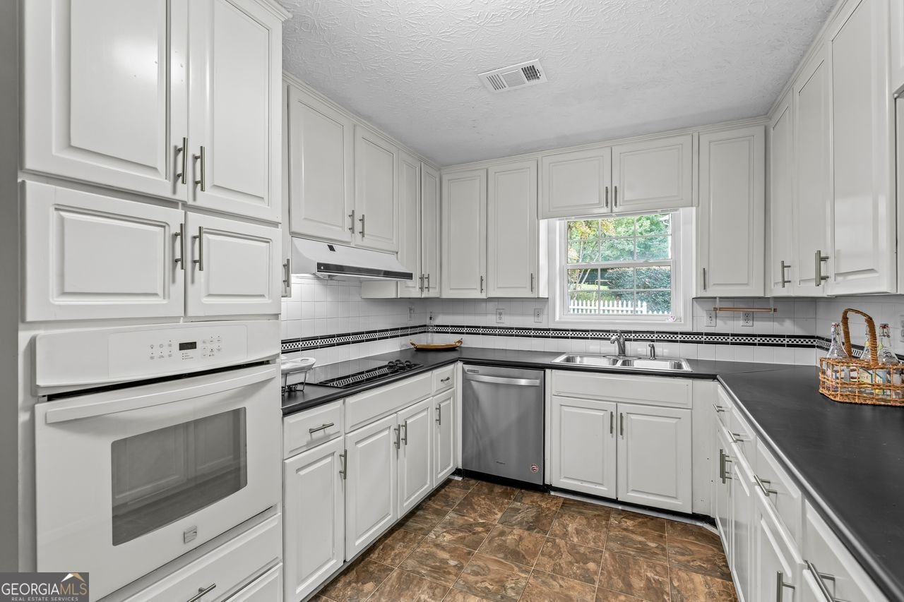 4110 OAK CREST Tucker - 23